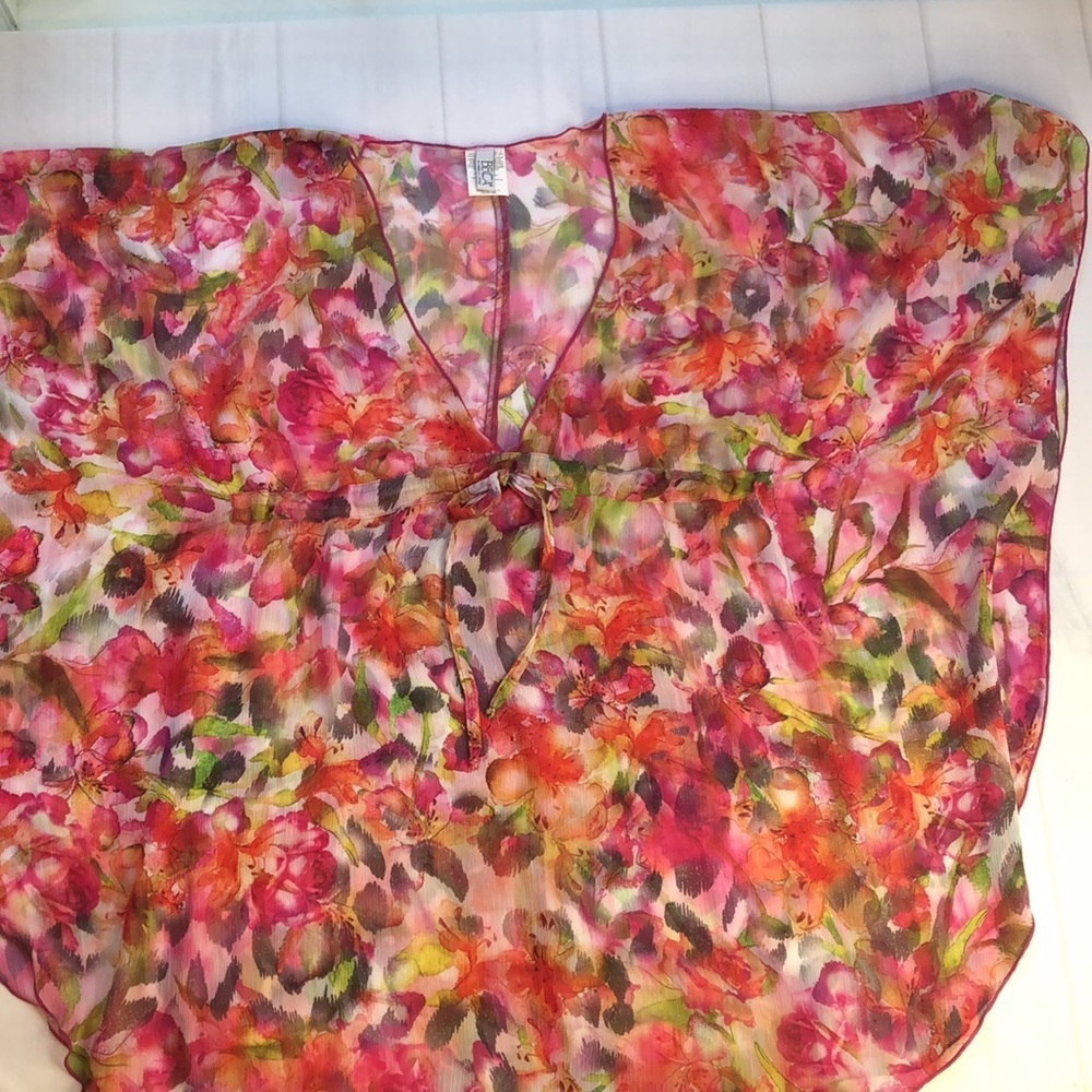 BECCA Flutter Sleeve Floral Semi Sheer Swim Cover up Women’s size XS/S New - Picture 16 of 17
